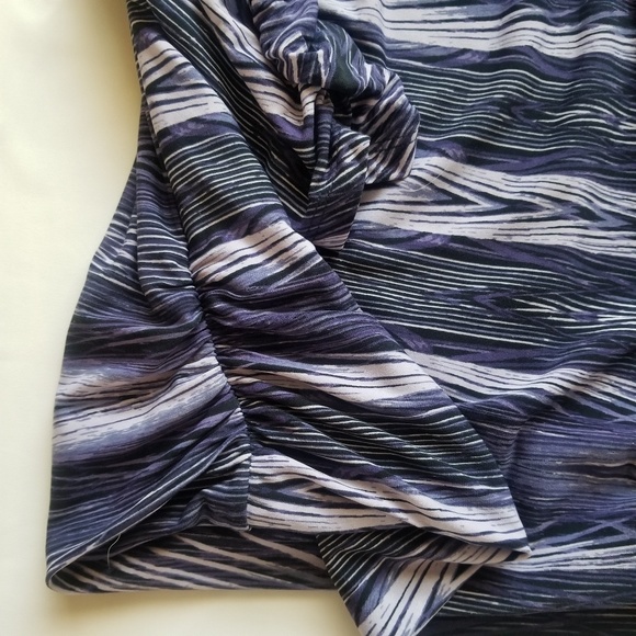 J-Lo Quarter Sleeve Blouse - Picture 4 of 4